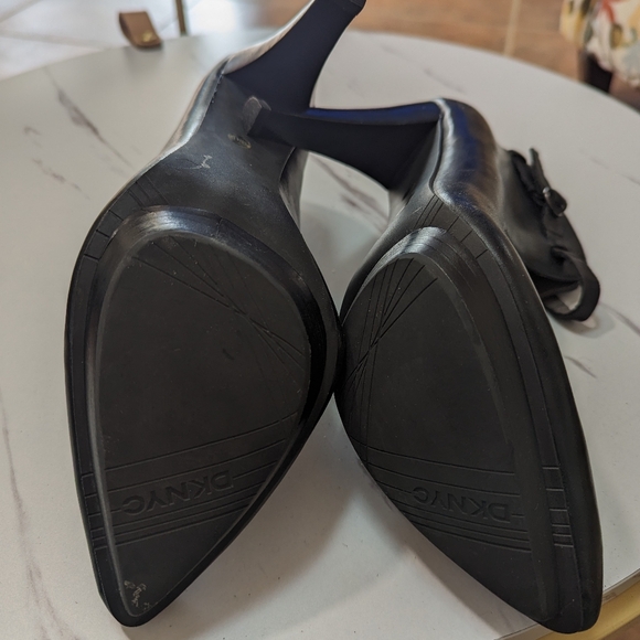 DKNYC Booties - Picture 2 of 4